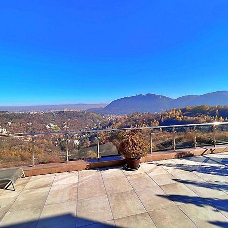 Coroni Seasons Apart With Panoramic View Brassó Kültér fotó